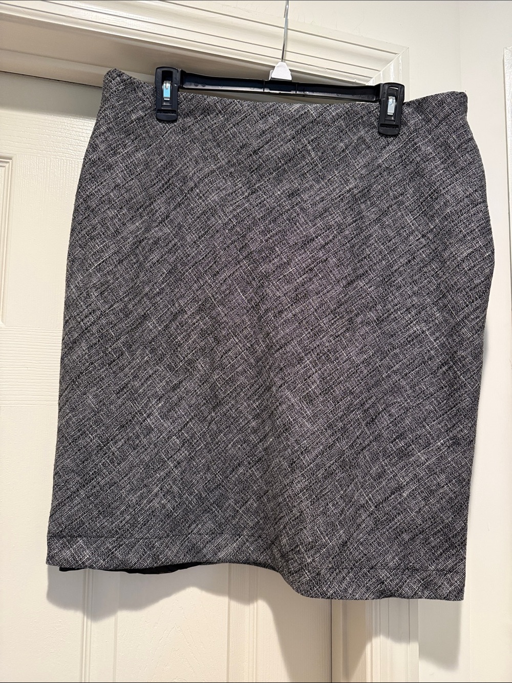 The Limited Black and Gray Tweed Lined Tailored   Fitted Skirt Grunge Size 14R